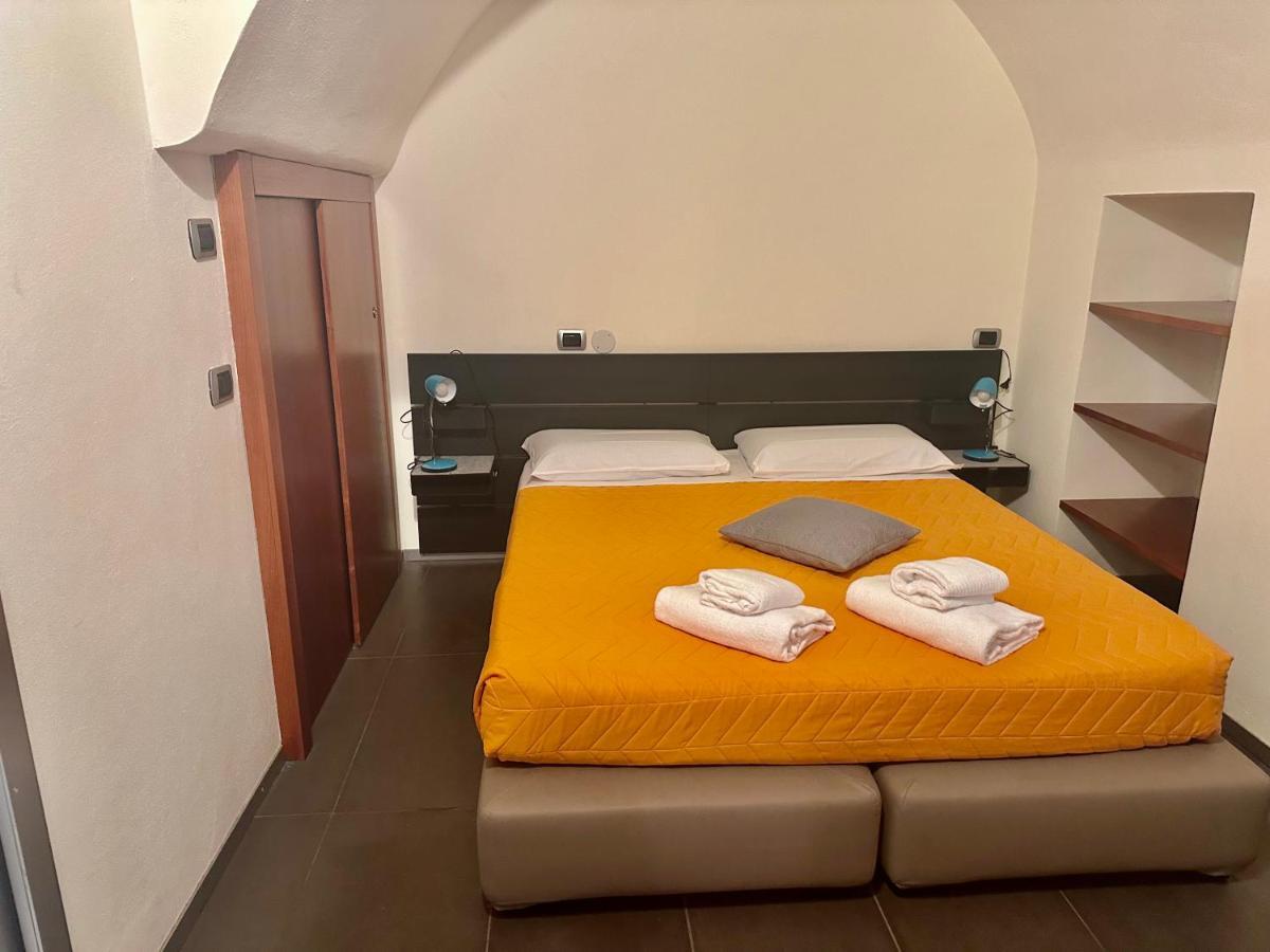 Feel - Luxury Duomo Suite Бергамо Екстер'єр фото